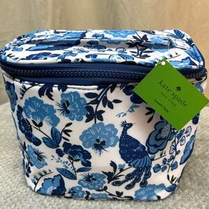 💙🦚Super cute KATE SPADE ♠️ lunch tote with Blue peacocks💙💙